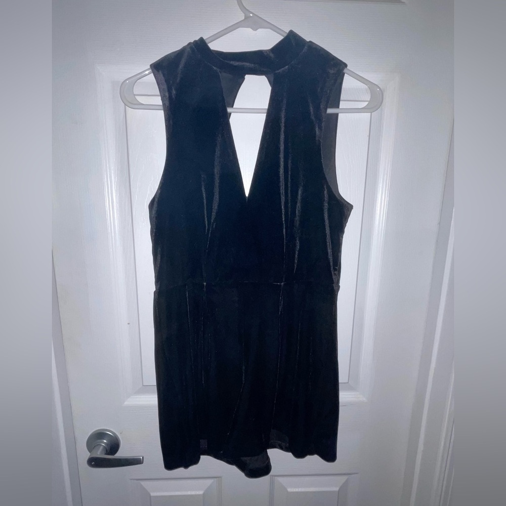 Black Sleeveless Romper
